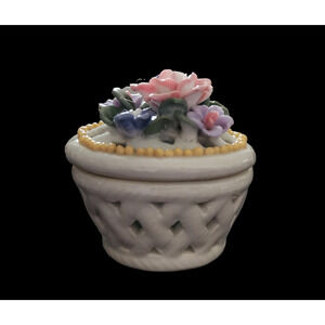 Trinket Box Applied Rose Flowers Jewelry Ring Reticulated Lattice Basket Vintage